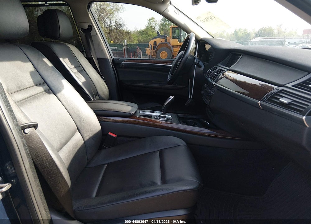 2013 BMW X5 XDRIVE35I/XDRIVE35I PREMIUM/XDRIVE35I SPORT ACTIVITY VIN: 5UXZV4C50D0B12201