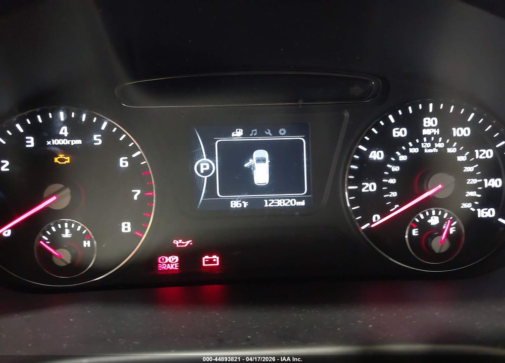 2017 KIA SORENTO 2.4L L VIN: 5XYPG4A32HG249108