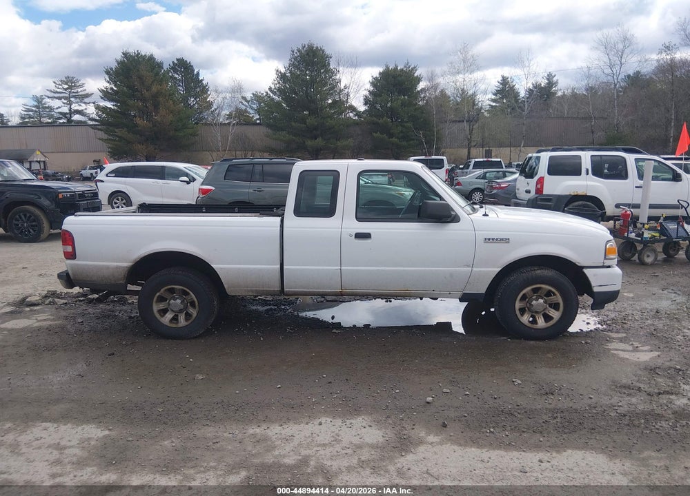 2011 FORD RANGER XLT VIN: 1FTKR1EE1BPA01113