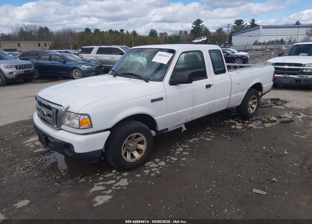2011 FORD RANGER XLT VIN: 1FTKR1EE1BPA01113