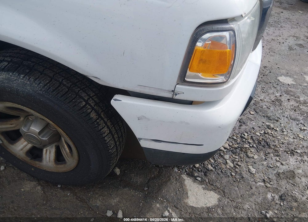 2011 FORD RANGER XLT VIN: 1FTKR1EE1BPA01113