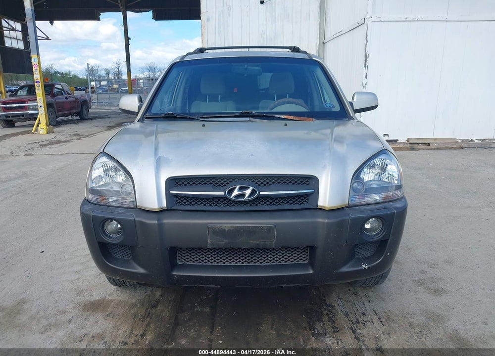 2005 HYUNDAI TUCSON GLS/LX VIN: KM8JN72D35U102628