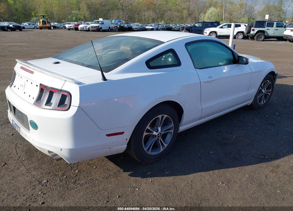 2014 FORD MUSTANG V6 PREMIUM VIN: 1ZVBP8AM5E5326095