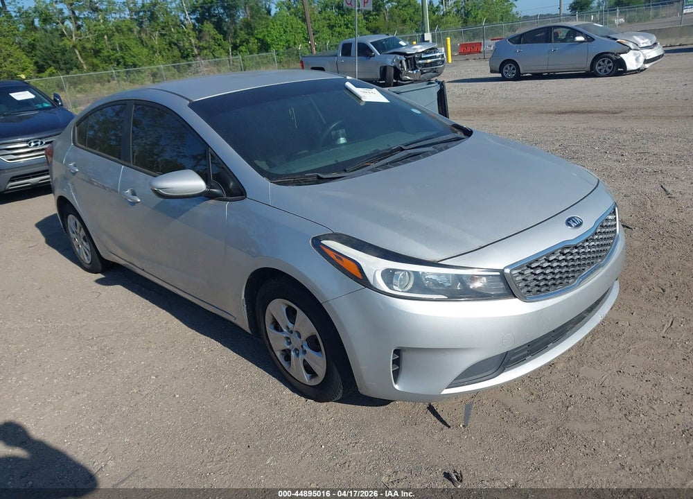 2018 KIA FORTE LX VIN: 3KPFL4A77JE249876