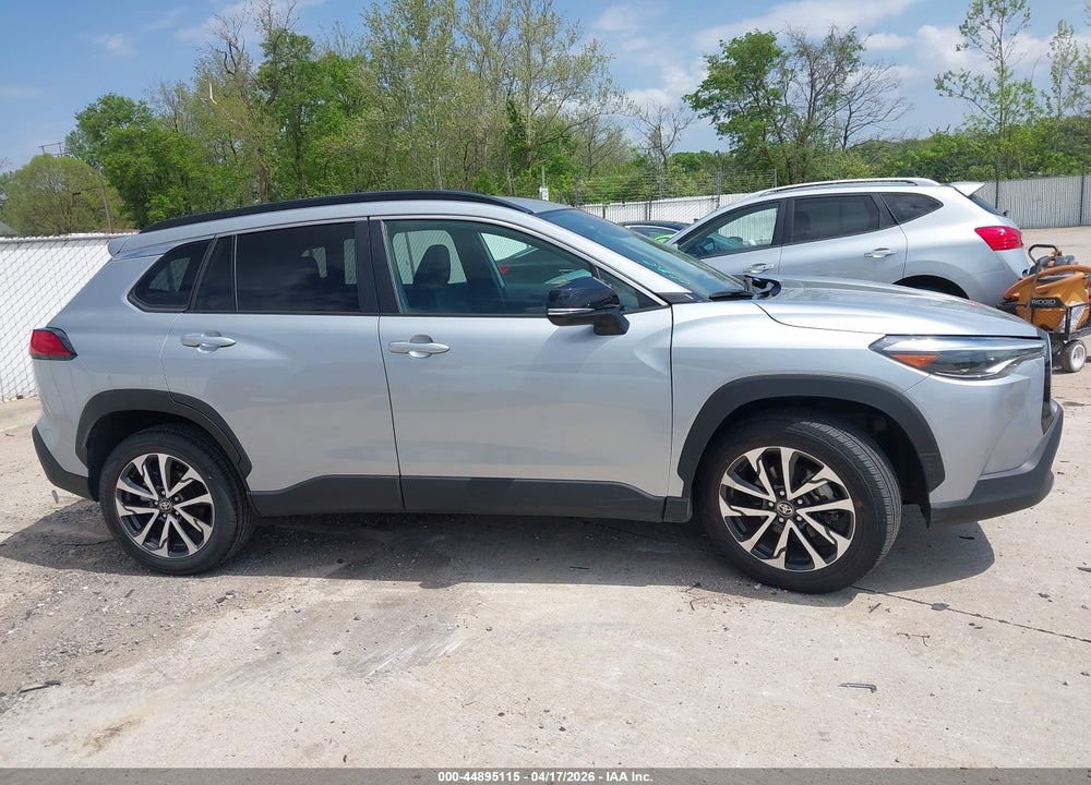 2025 TOYOTA COROLLA CROSS XLE VIN: 7MUEAAAG6SV127376