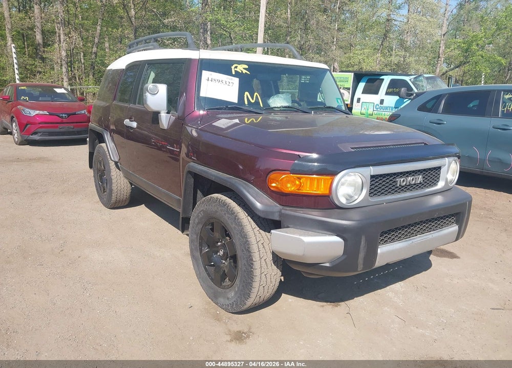 2007 TOYOTA FJ CRUISER VIN: JTEBU11F970002325