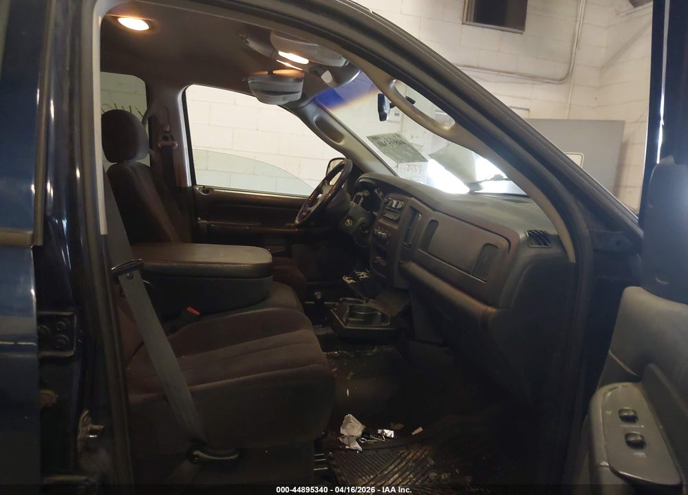 2002 DODGE RAM 1500 ST VIN: 1D7HU18Z62S674389