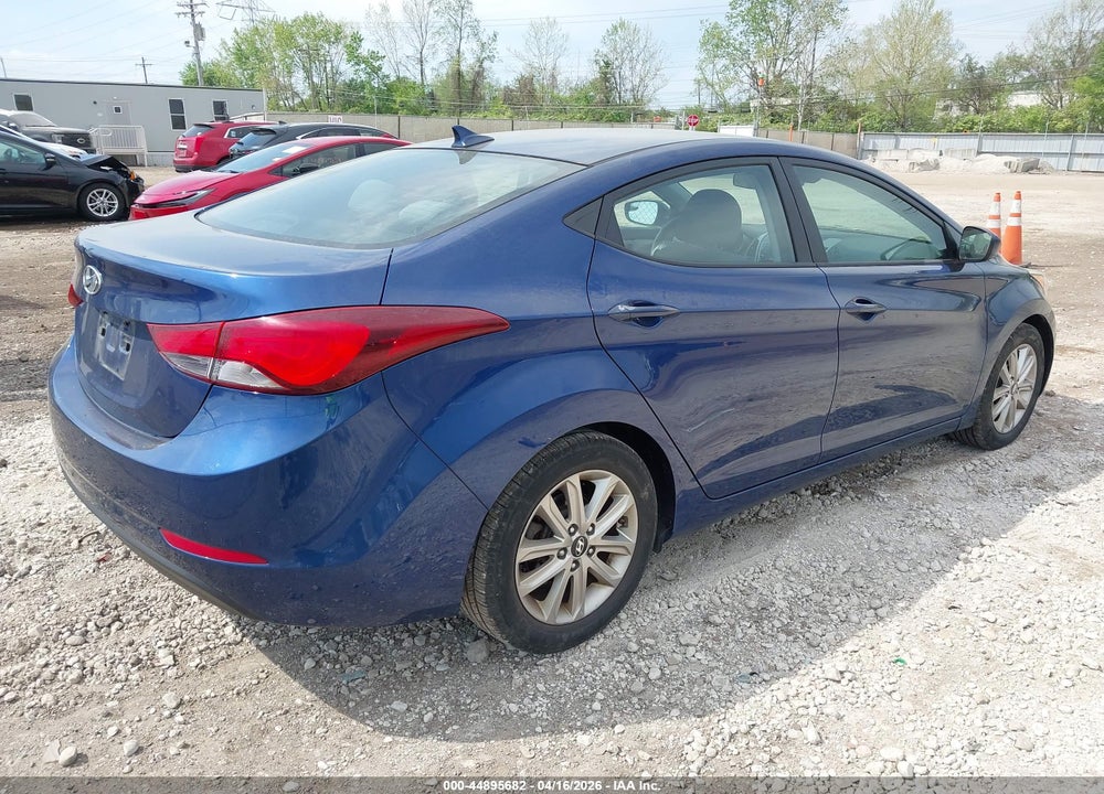 2015 HYUNDAI ELANTRA SE VIN: 5NPDH4AE3FH583705