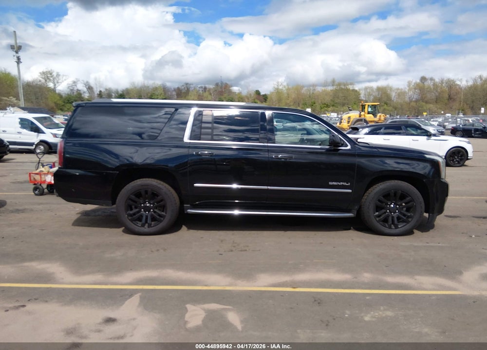 2015 GMC YUKON XL 1500 DENALI VIN: 1GKS2JKJ8FR185714