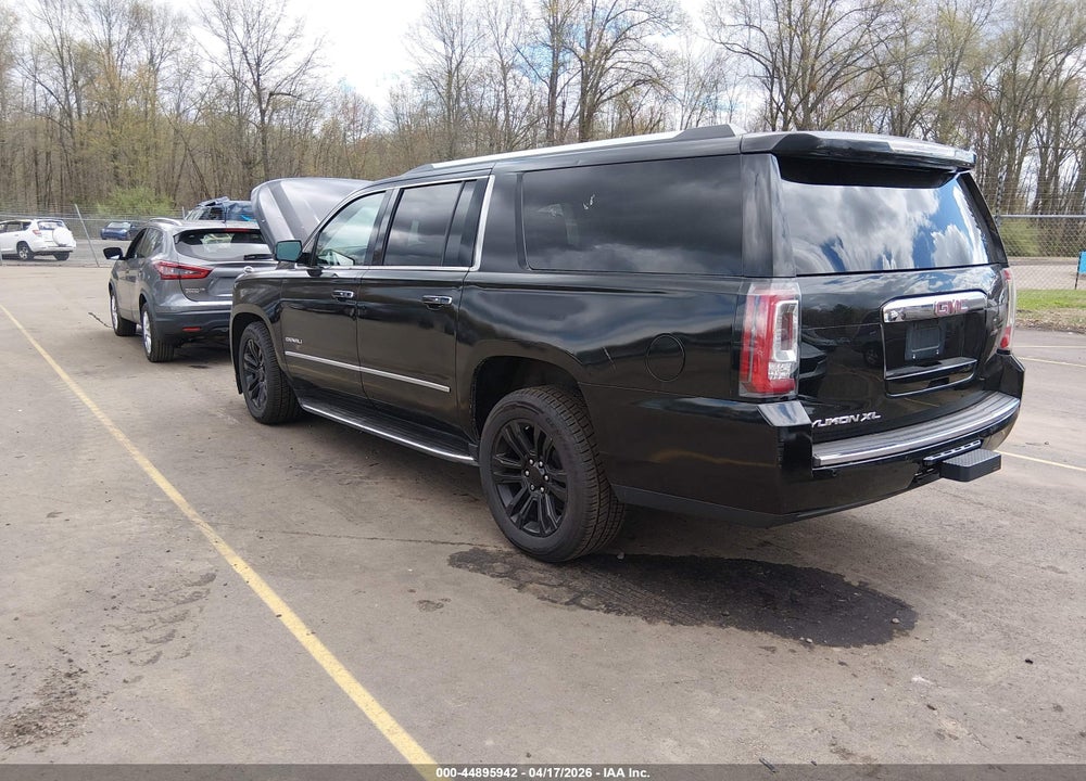 2015 GMC YUKON XL 1500 DENALI VIN: 1GKS2JKJ8FR185714