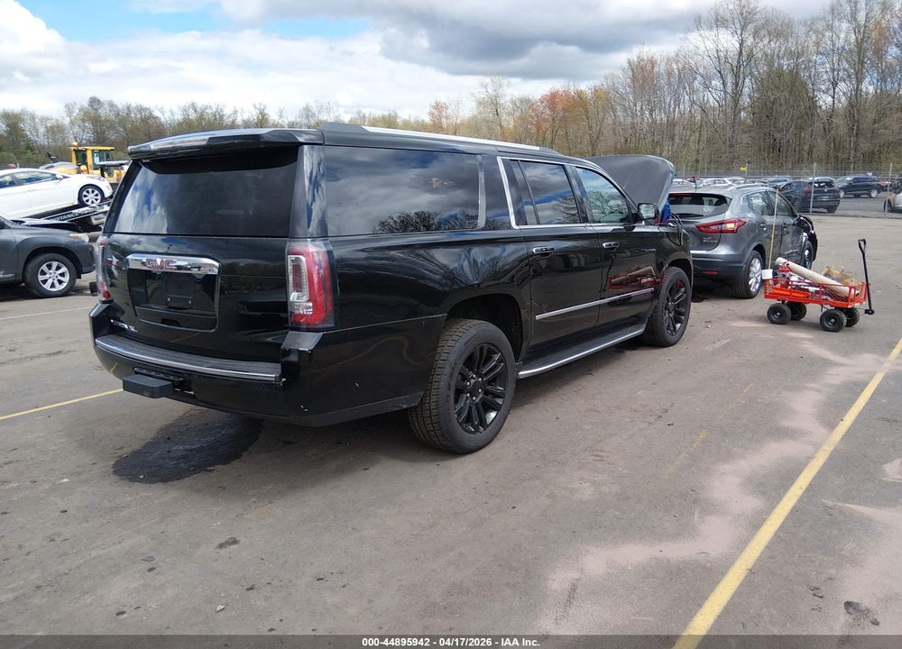 2015 GMC YUKON XL 1500 DENALI VIN: 1GKS2JKJ8FR185714