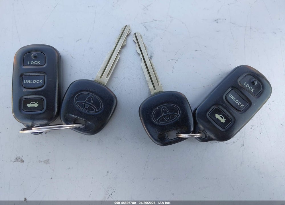 2002 TOYOTA CAMRY XLE V6 VIN: 4T1BF32K52U537185