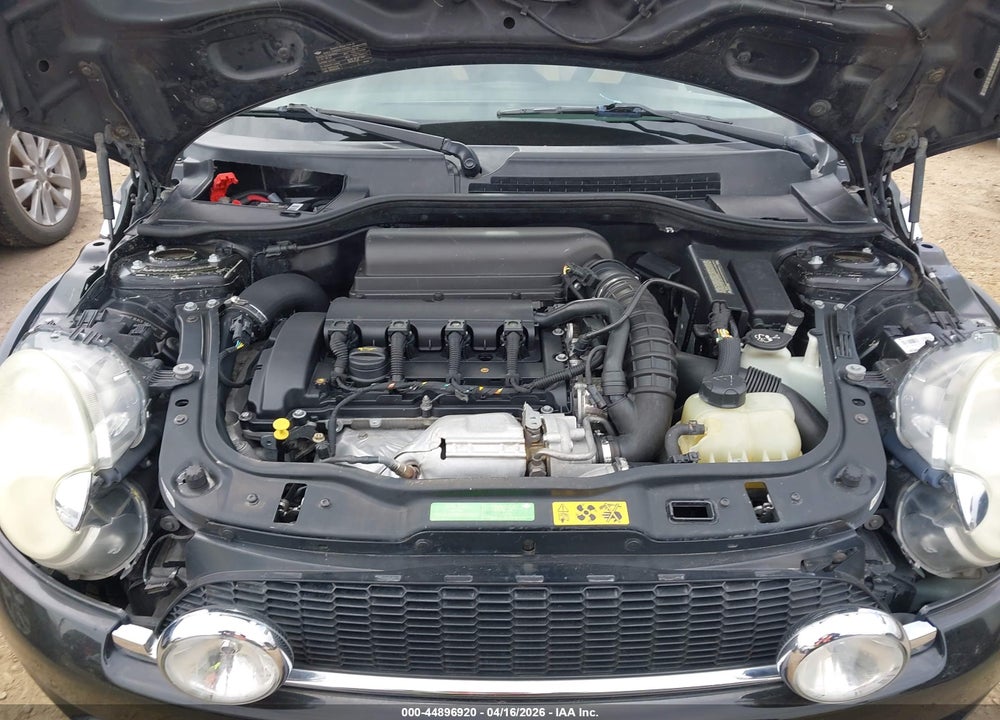 2010 MINI COOPER S VIN: WMWMF7C54ATZ34577