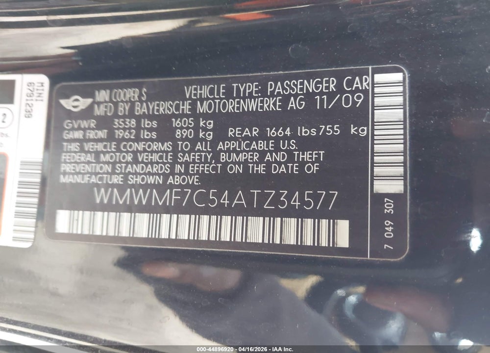 2010 MINI COOPER S VIN: WMWMF7C54ATZ34577