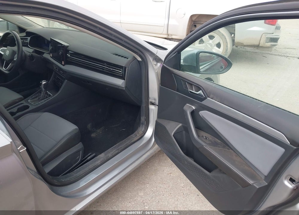 2025 VOLKSWAGEN JETTA VIN: 3VW7X7BUXSM014150