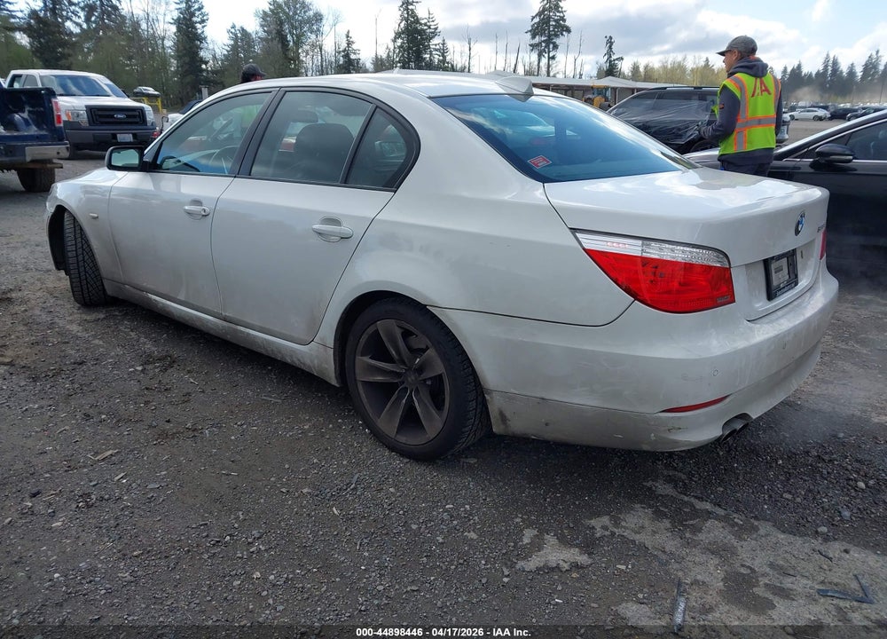 2008 BMW 528I VIN: WBANU53508CT04015