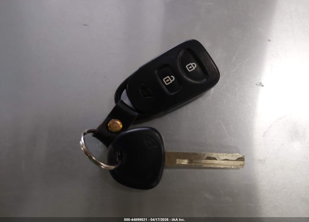 2017 HYUNDAI ACCENT SE VIN: KMHCT4AE1HU317825