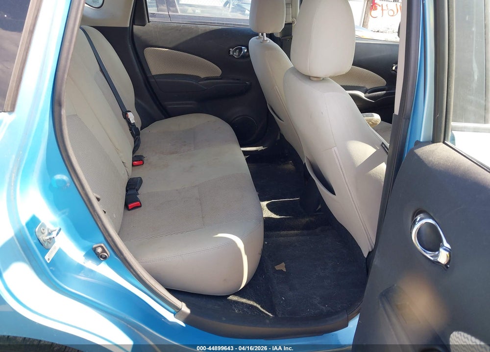 2015 NISSAN VERSA NOTE SV VIN: 3N1CE2CP1FL359424