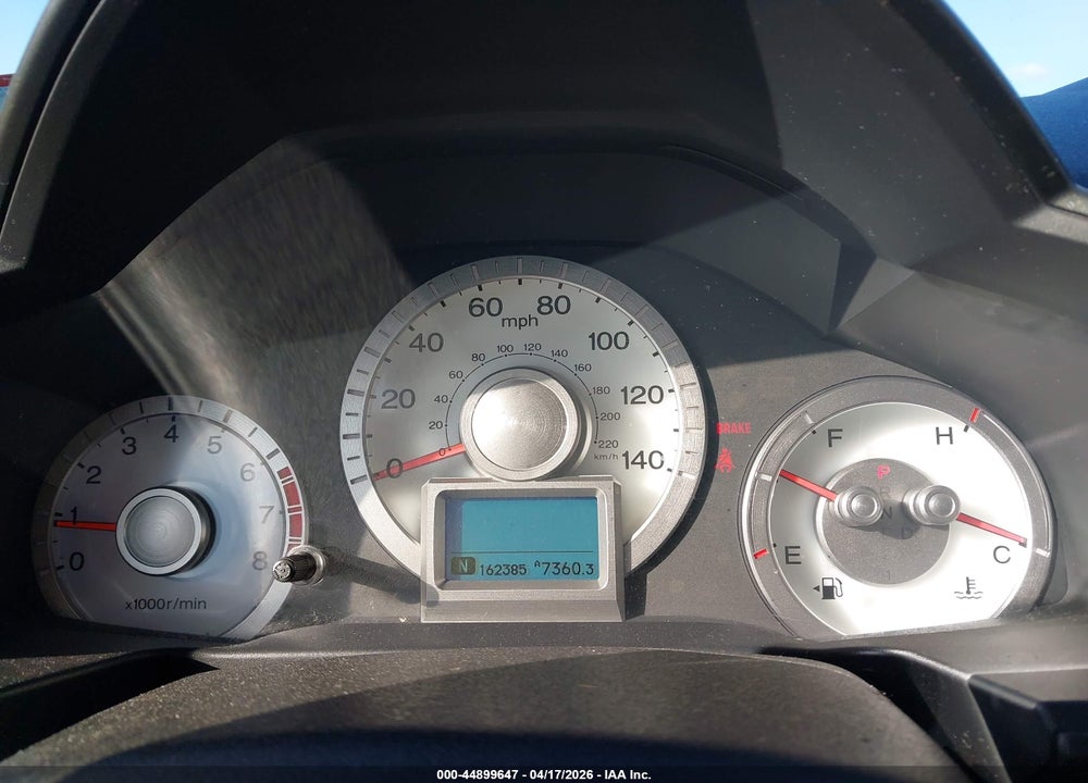 2011 HONDA PILOT TOURING VIN: 5FNYF4H91BB024369