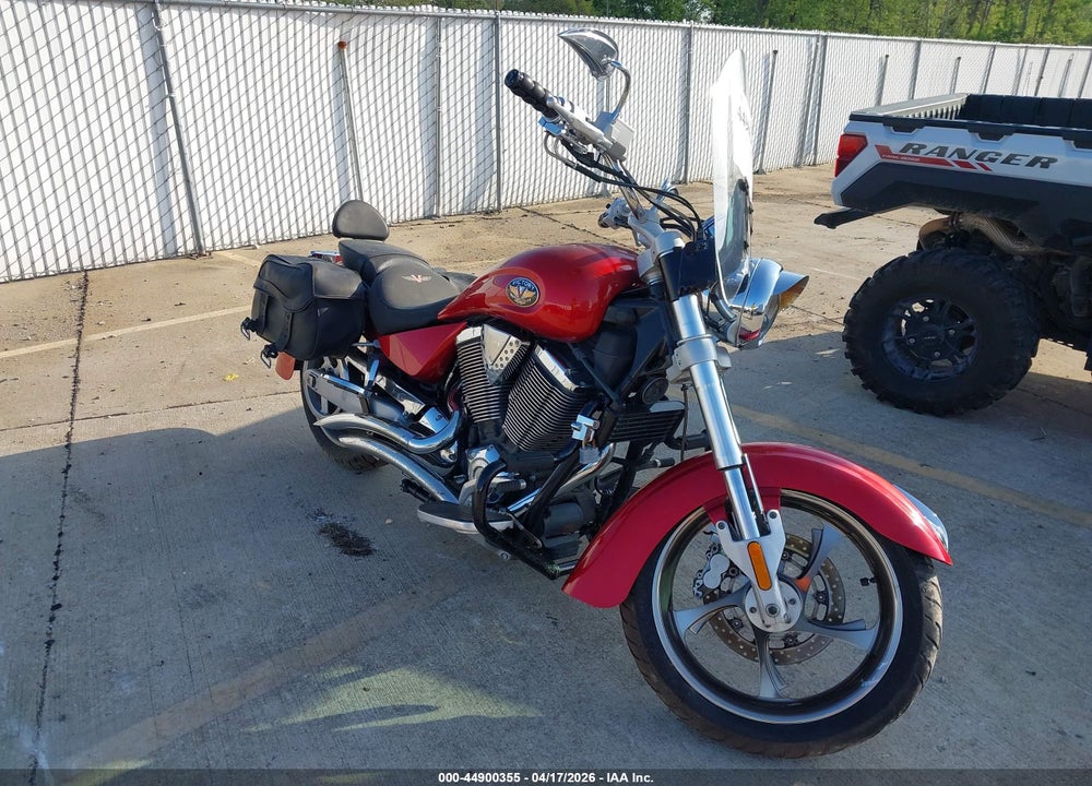 2004 VICTORY MOTORCYCLES KINGPIN CALIFORNIA VIN: 5VPCB16D743005113