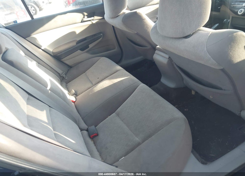 2010 HONDA ACCORD 2.4 LX VIN: 1HGCP2E34AA039923
