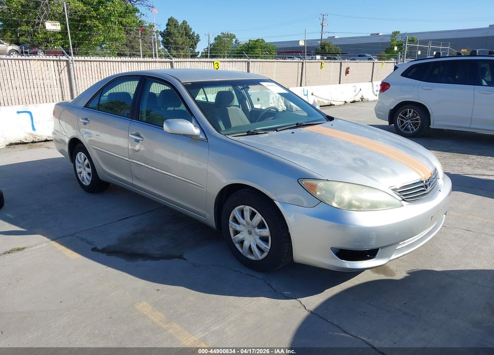 2005 TOYOTA CAMRY LE VIN: 4T1BE32K35U385561