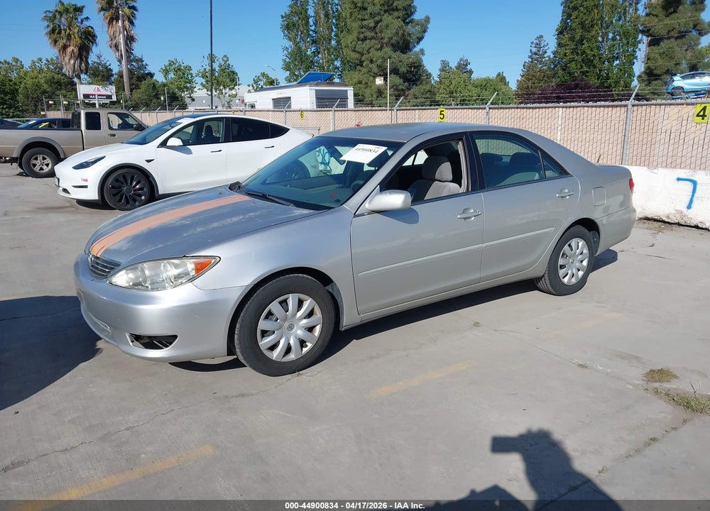 2005 TOYOTA CAMRY LE VIN: 4T1BE32K35U385561
