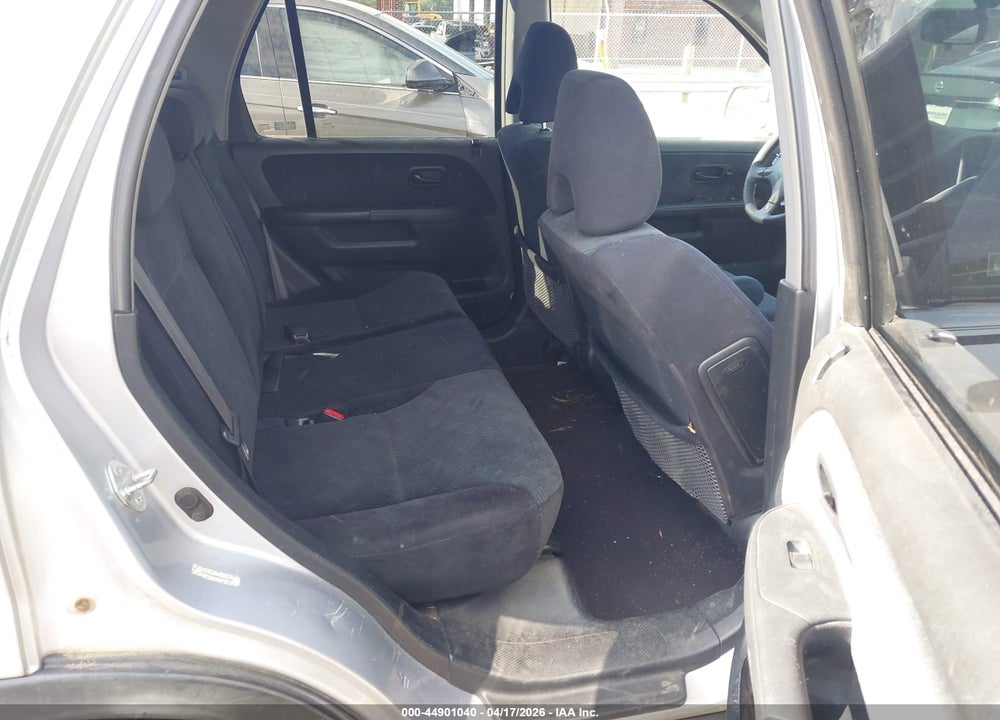 2005 HONDA CR-V EX VIN: SHSRD78805U331581