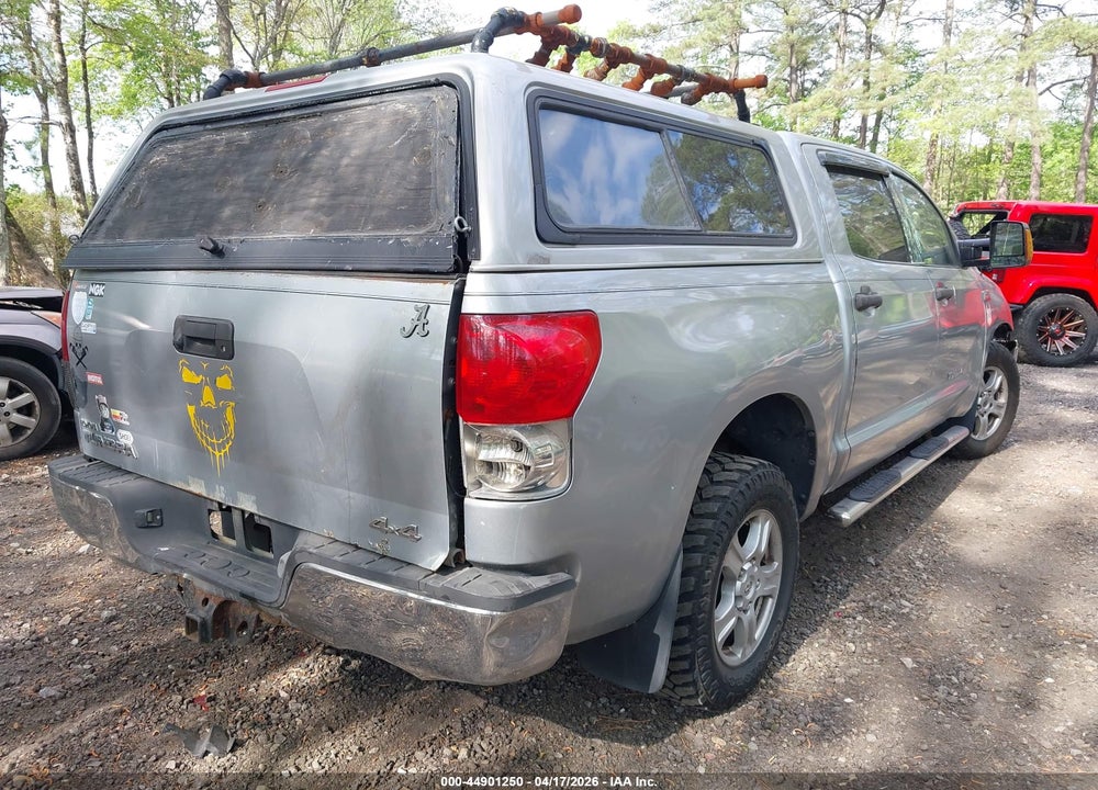 2008 TOYOTA TUNDRA BASE 5.7L V8 VIN: 5TBDV541X8S491486