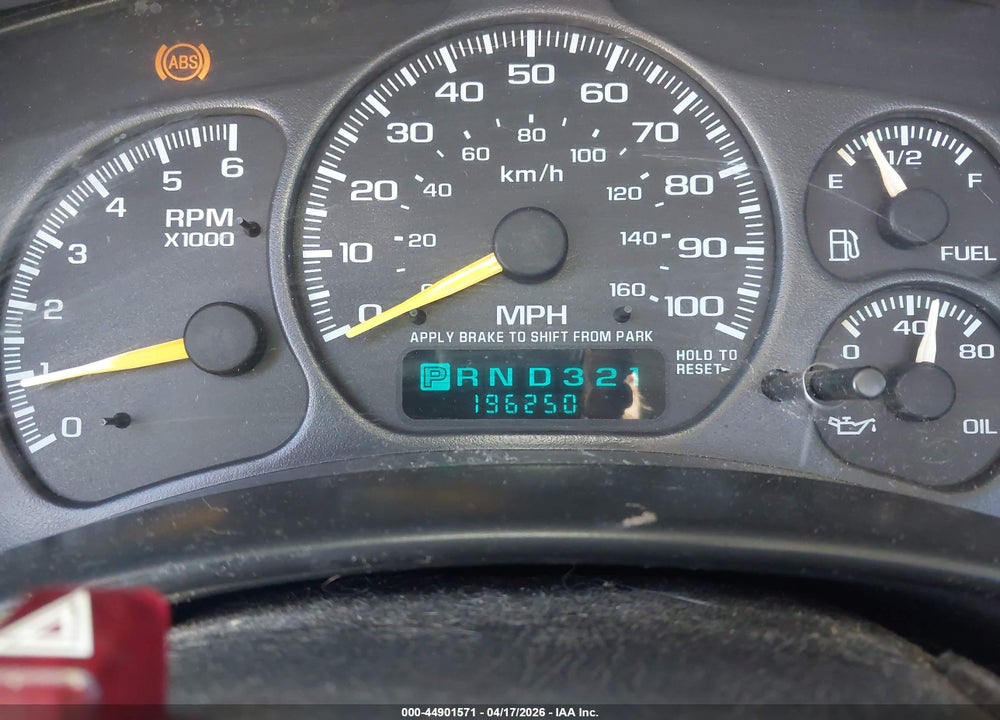 2000 CHEVROLET SILVERADO 1500 VIN: 1GCEC14W5YZ325154