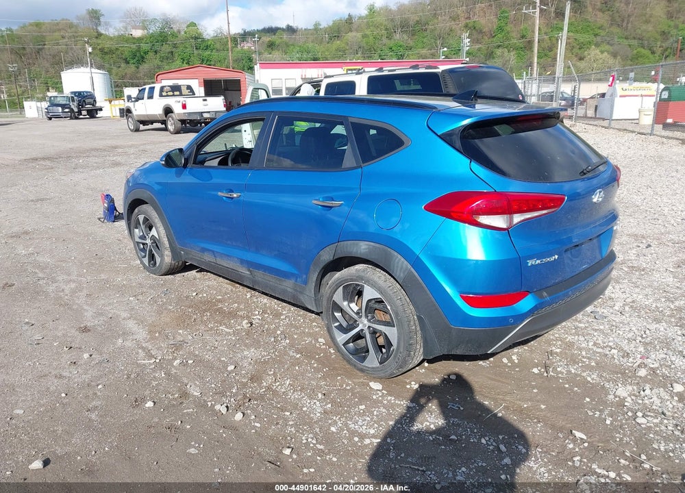 2016 HYUNDAI TUCSON LIMITED VIN: KM8J3CA21GU123351