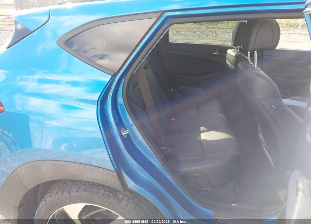 2016 HYUNDAI TUCSON LIMITED VIN: KM8J3CA21GU123351