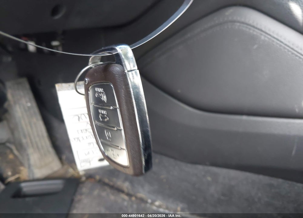 2016 HYUNDAI TUCSON LIMITED VIN: KM8J3CA21GU123351