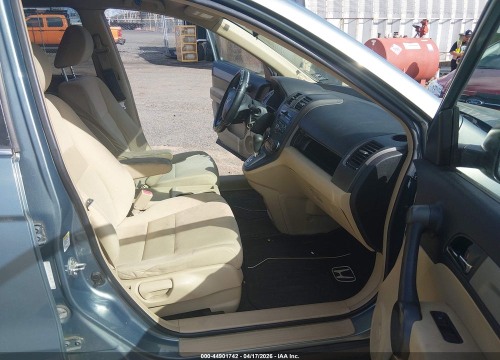 2011 HONDA CR-V SE VIN: 5J6RE4H41BL072540