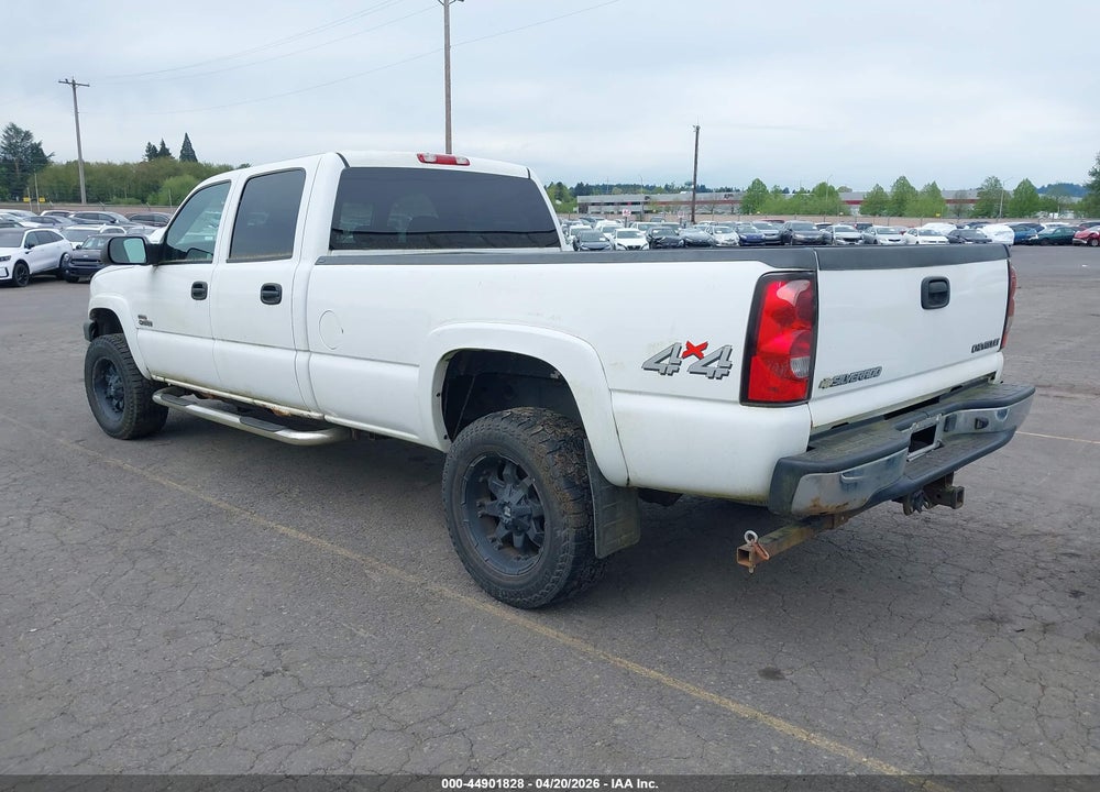 2004 CHEVROLET SILVERADO 3500 LS/LT/WORK TRUCK VIN: 1GCHK33244F189282