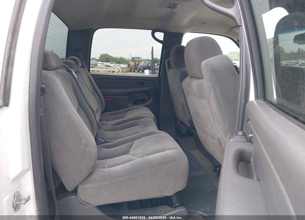 2004 CHEVROLET SILVERADO 3500 LS/LT/WORK TRUCK VIN: 1GCHK33244F189282