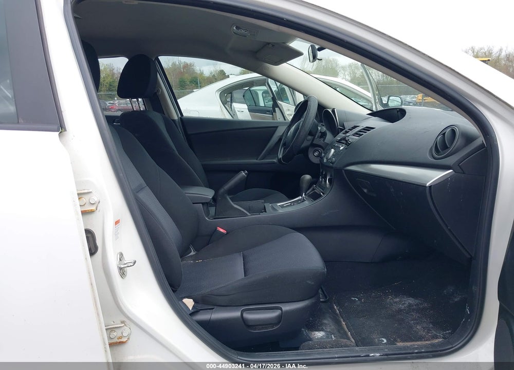 2010 MAZDA 3 I TOURING VIN: JM1BL1SG8A1146626