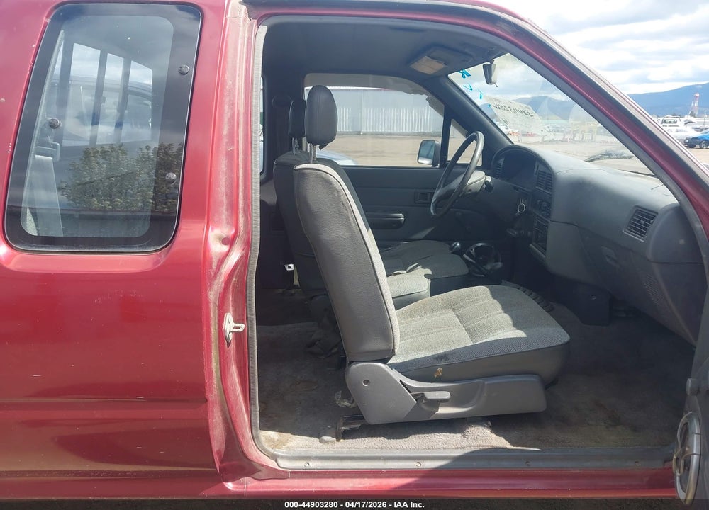 1989 TOYOTA PICKUP 1/2 TON EX LNG WHLBSE DLX VIN: JT4RN13P6K0005651