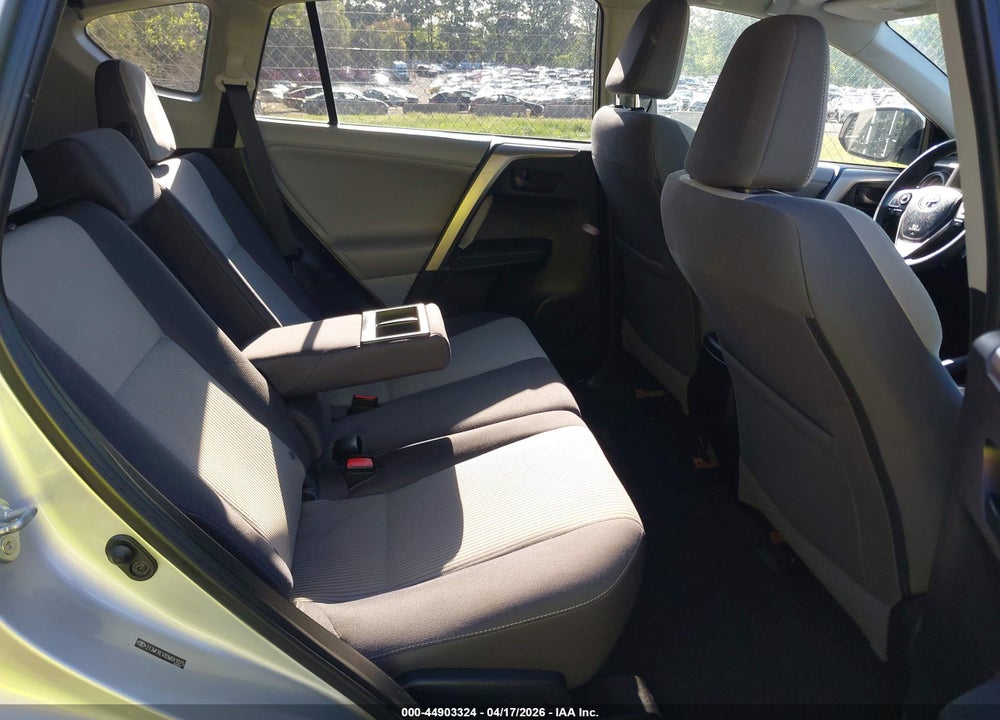 2013 TOYOTA RAV4 XLE VIN: 2T3WFREVXDW041075