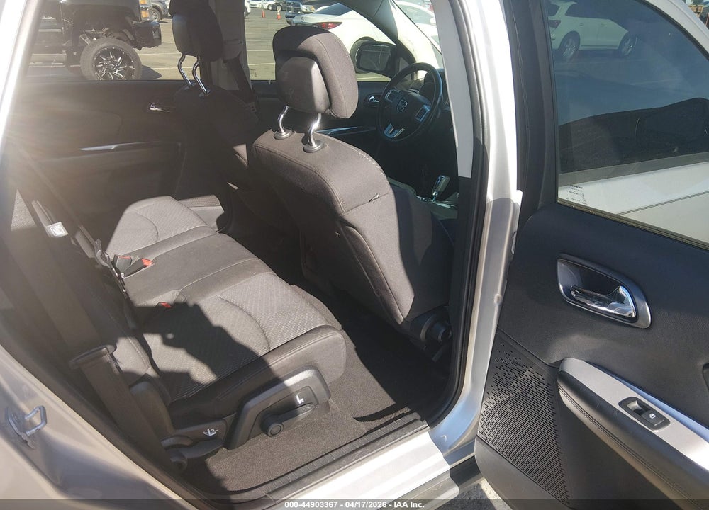 2014 DODGE JOURNEY SXT VIN: 3C4PDCBG8ET105510