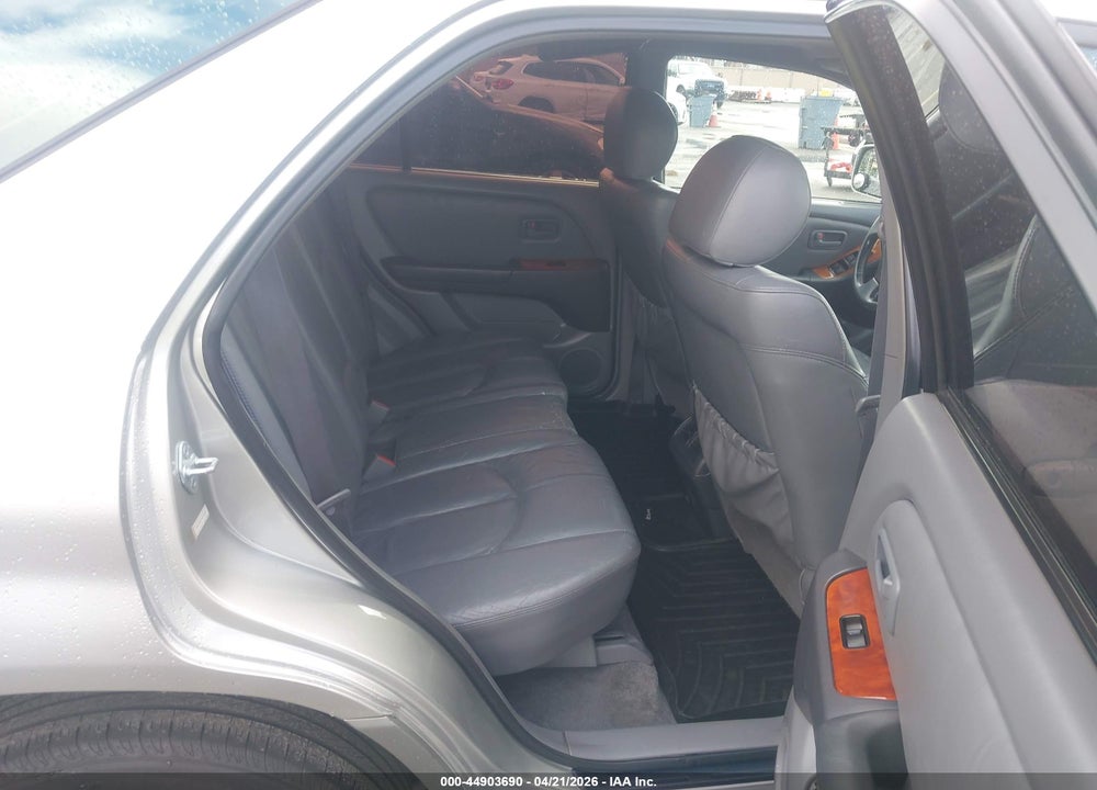 2000 LEXUS RX 300 VIN: JT6GF10U0Y0070834