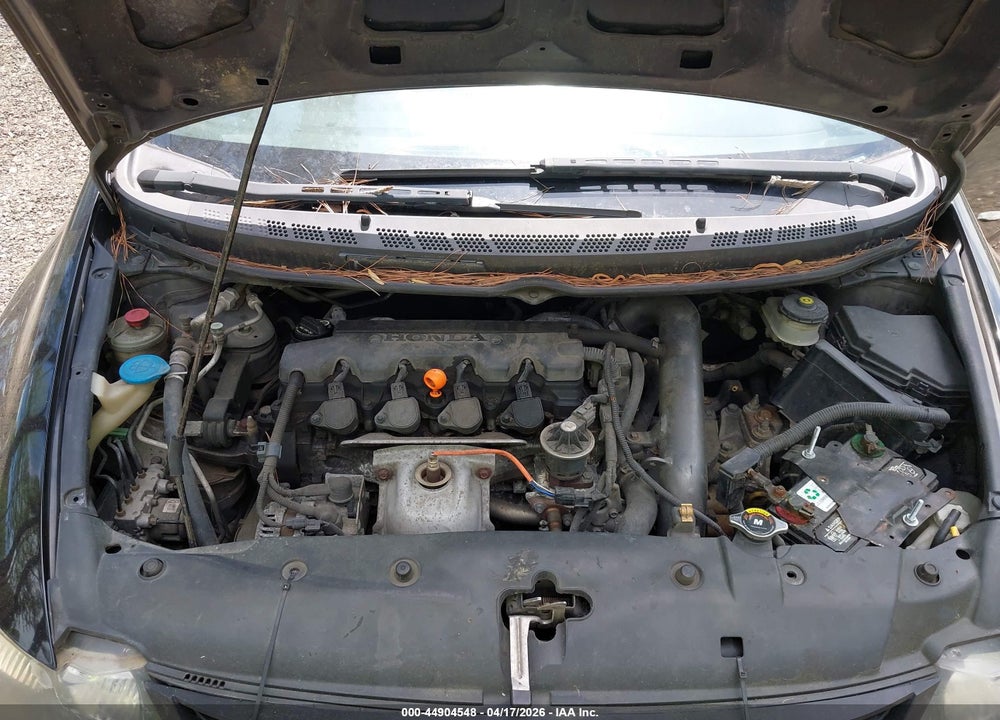 2010 HONDA CIVIC LX VIN: 2HGFG1B61AH515181