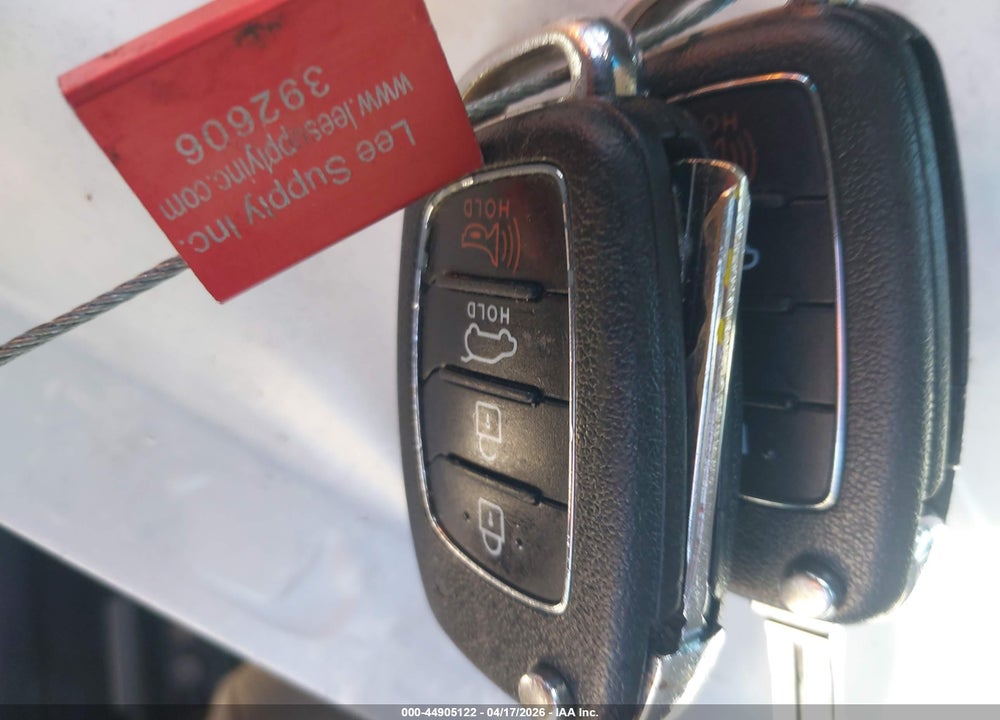 2017 HYUNDAI TUCSON SE VIN: KM8J23A45HU508286