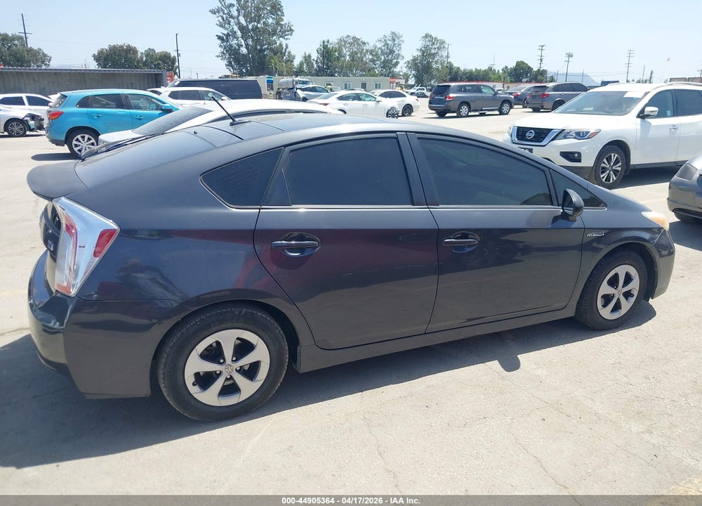 2013 TOYOTA PRIUS THREE VIN: JTDKN3DU2D1633155