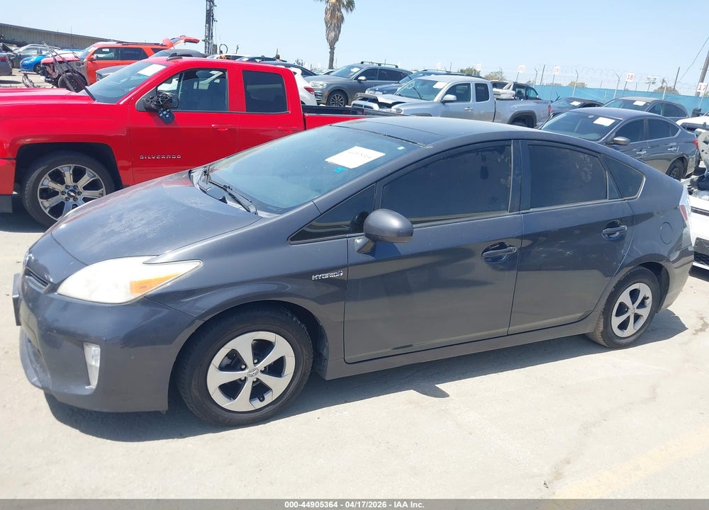 2013 TOYOTA PRIUS THREE VIN: JTDKN3DU2D1633155