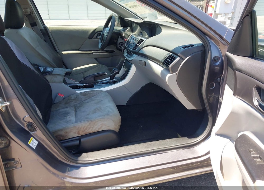 2015 HONDA ACCORD LX VIN: 1HGCR2F35FA036951