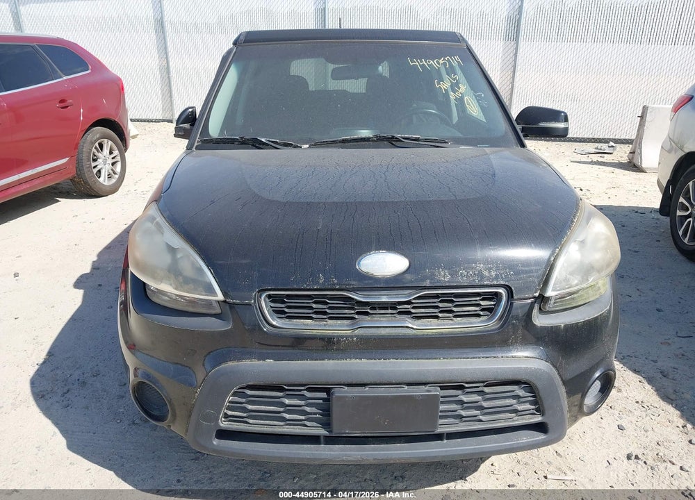 2013 KIA SOUL + VIN: KNDJT2A67D7752673