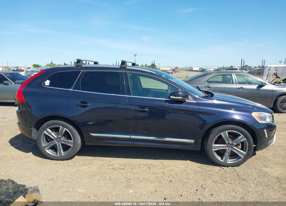 2017 VOLVO XC60 T6 DYNAMIC VIN: YV449MRR1H2041086
