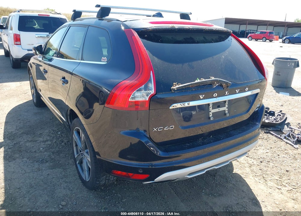 2017 VOLVO XC60 T6 DYNAMIC VIN: YV449MRR1H2041086