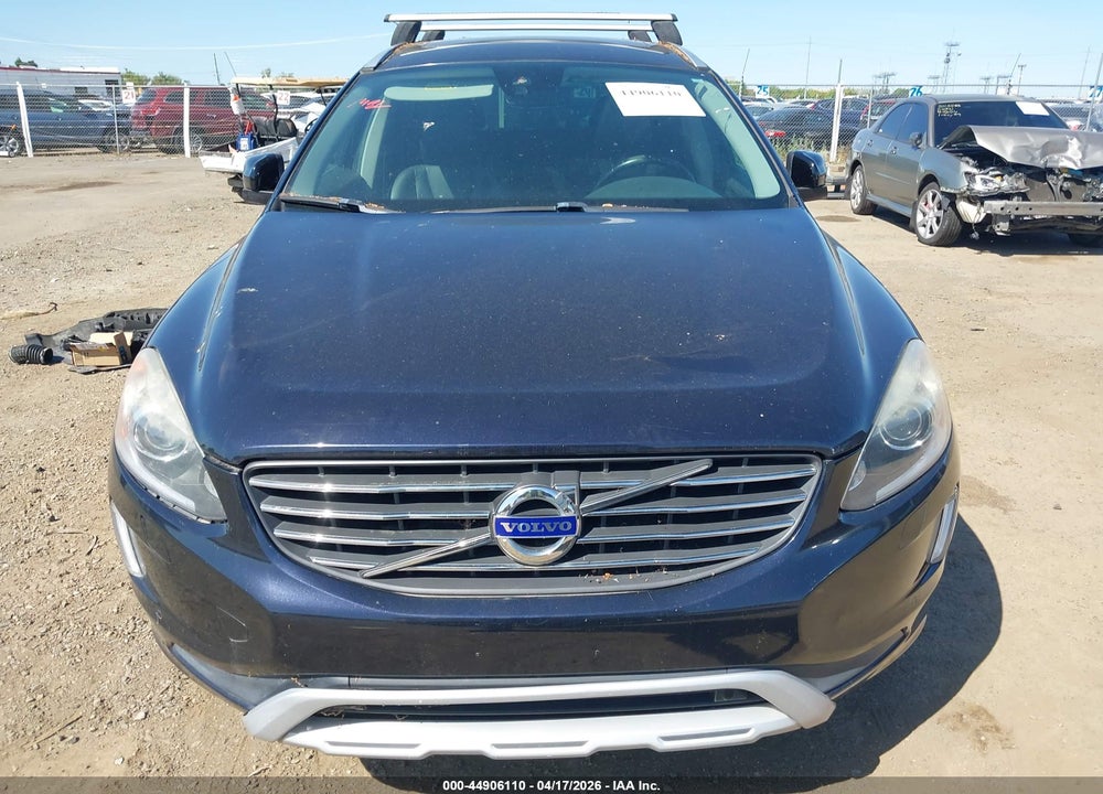 2017 VOLVO XC60 T6 DYNAMIC VIN: YV449MRR1H2041086